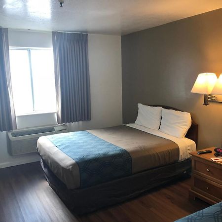 Ameri-Stay Inn & Suites Clearfield Ngoại thất bức ảnh