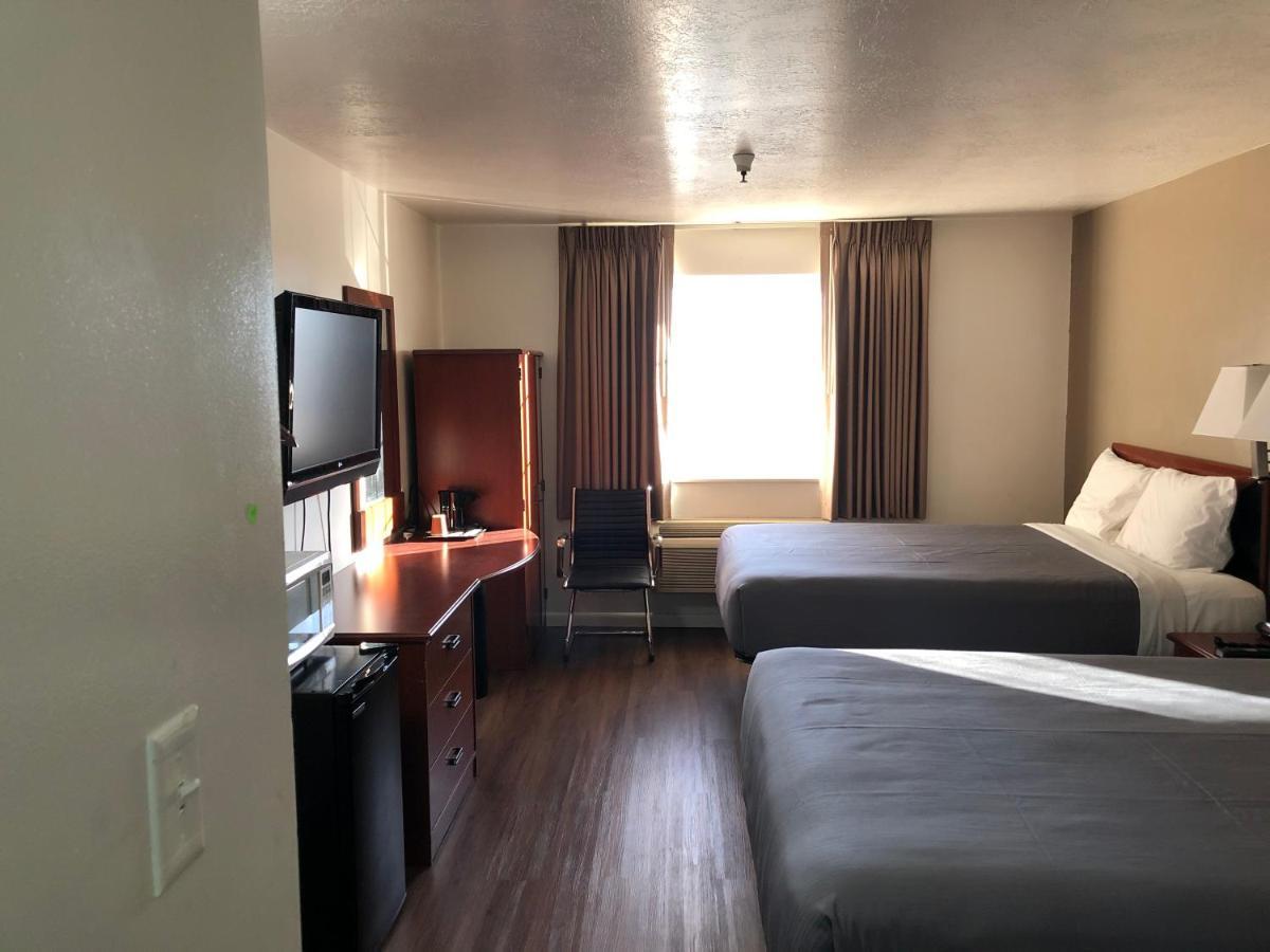 Ameri-Stay Inn & Suites Clearfield Ngoại thất bức ảnh