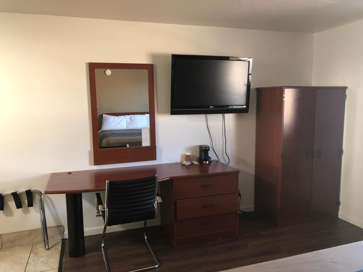 Ameri-Stay Inn & Suites Clearfield Ngoại thất bức ảnh