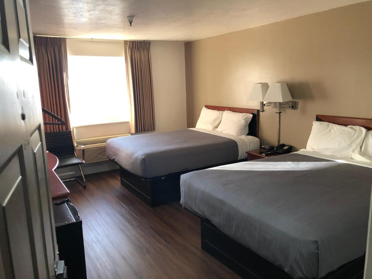 Ameri-Stay Inn & Suites Clearfield Ngoại thất bức ảnh